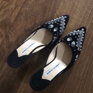 MANOLO BLAHNIK Mules Black Embroidered Kitten Heel